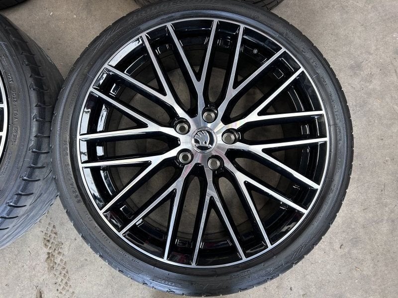 19 inch originele FR  velgen + zomerbanden Skoda Karoq | Oct, Neuf, Pneus et Jantes, Pneus été, -