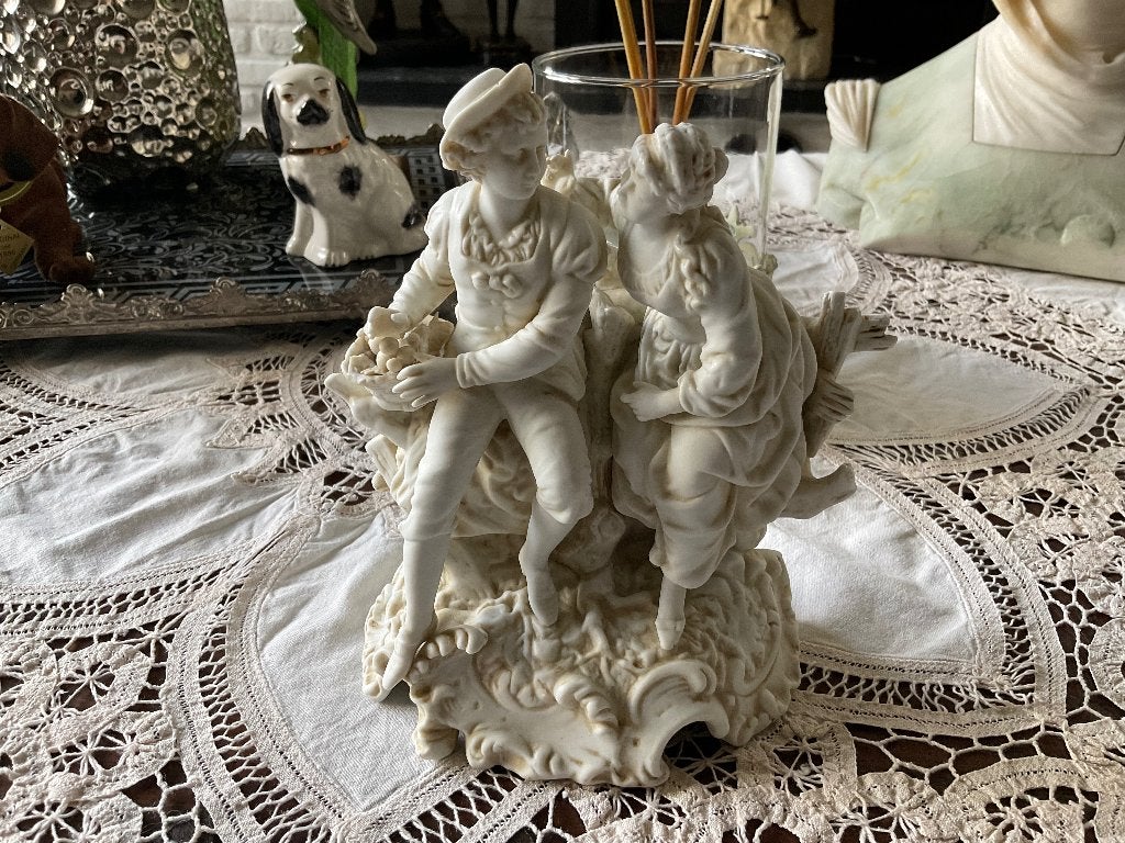 Antiek porselein beeld, Ophalen of Verzenden