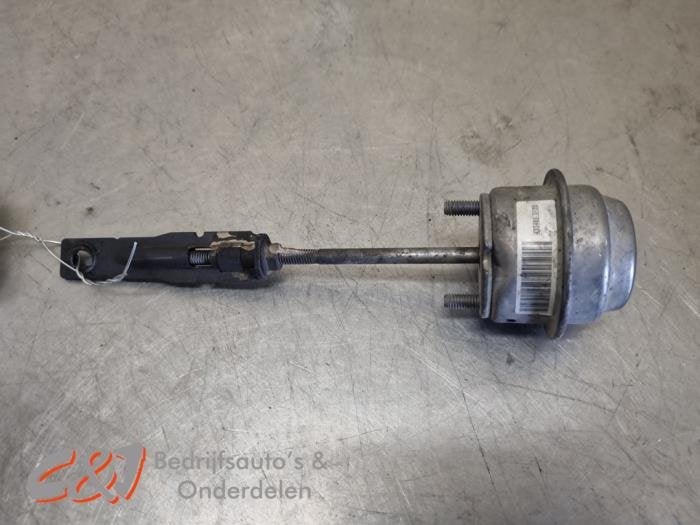 Batterie d'accumulateur d'un Renault Trafic, Autos : Pièces & Accessoires, Moteurs & Accessoires, Renault, -, 3 mois de garantie