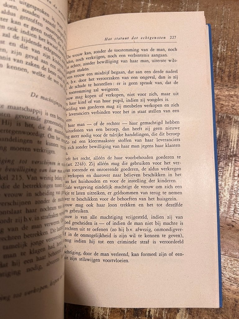 Van Gouden ring naar Gouden bruiloft - vintage huwelijksboek, Ophalen of Verzenden, Zo goed als nieuw, Overige onderwerpen