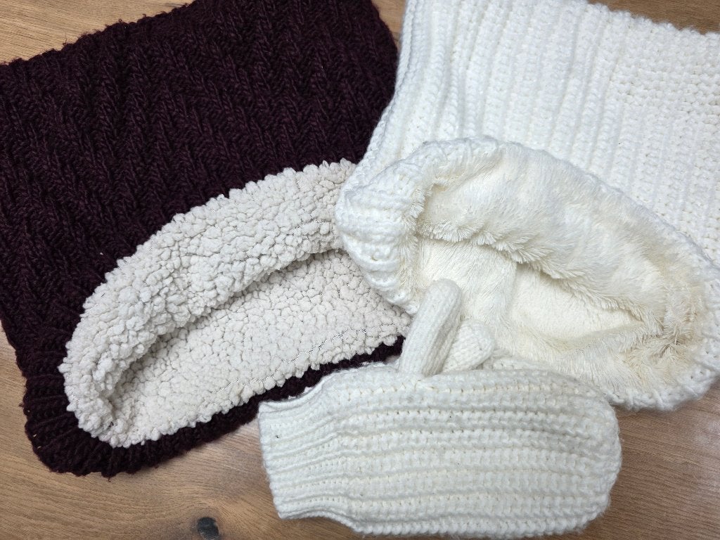 Pakket rond sjaals en wanten, Ophalen of Verzenden, Gedragen, Sjaal