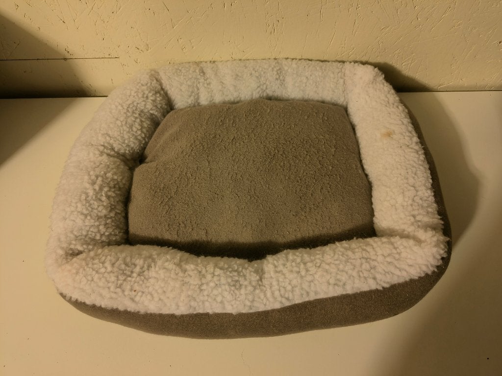 Kattenmand, Ophalen