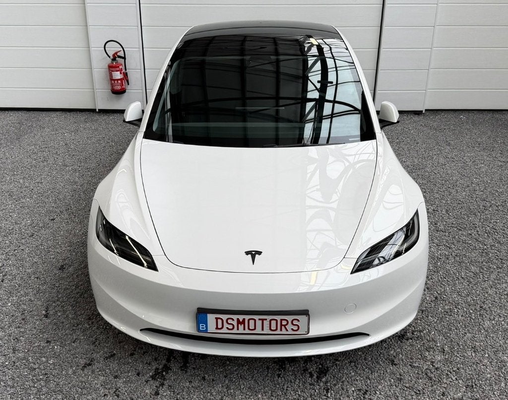Tesla Model 3 RWD | Premium versie | Zwarte logo's & spoiler, Autos, Achat, Garantie prolongée, Phares entièrement LED, Entretenue par le concessionnaire