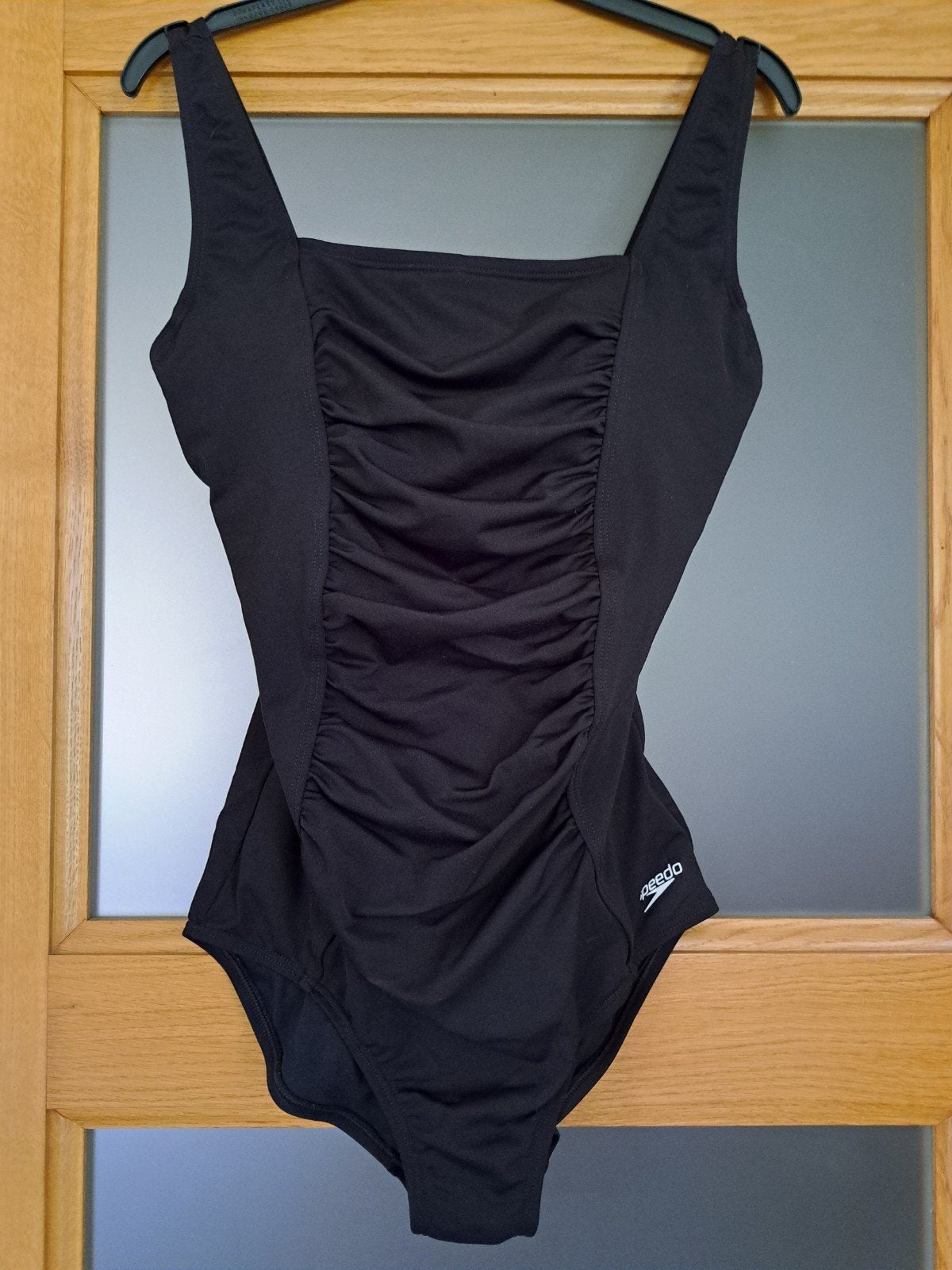 Nieuw corrigerend Speedo badpak,  medium, Kleding | Dames, Badmode en Zwemkleding, Nieuw, Badpak, Zwart, Ophalen of Verzenden