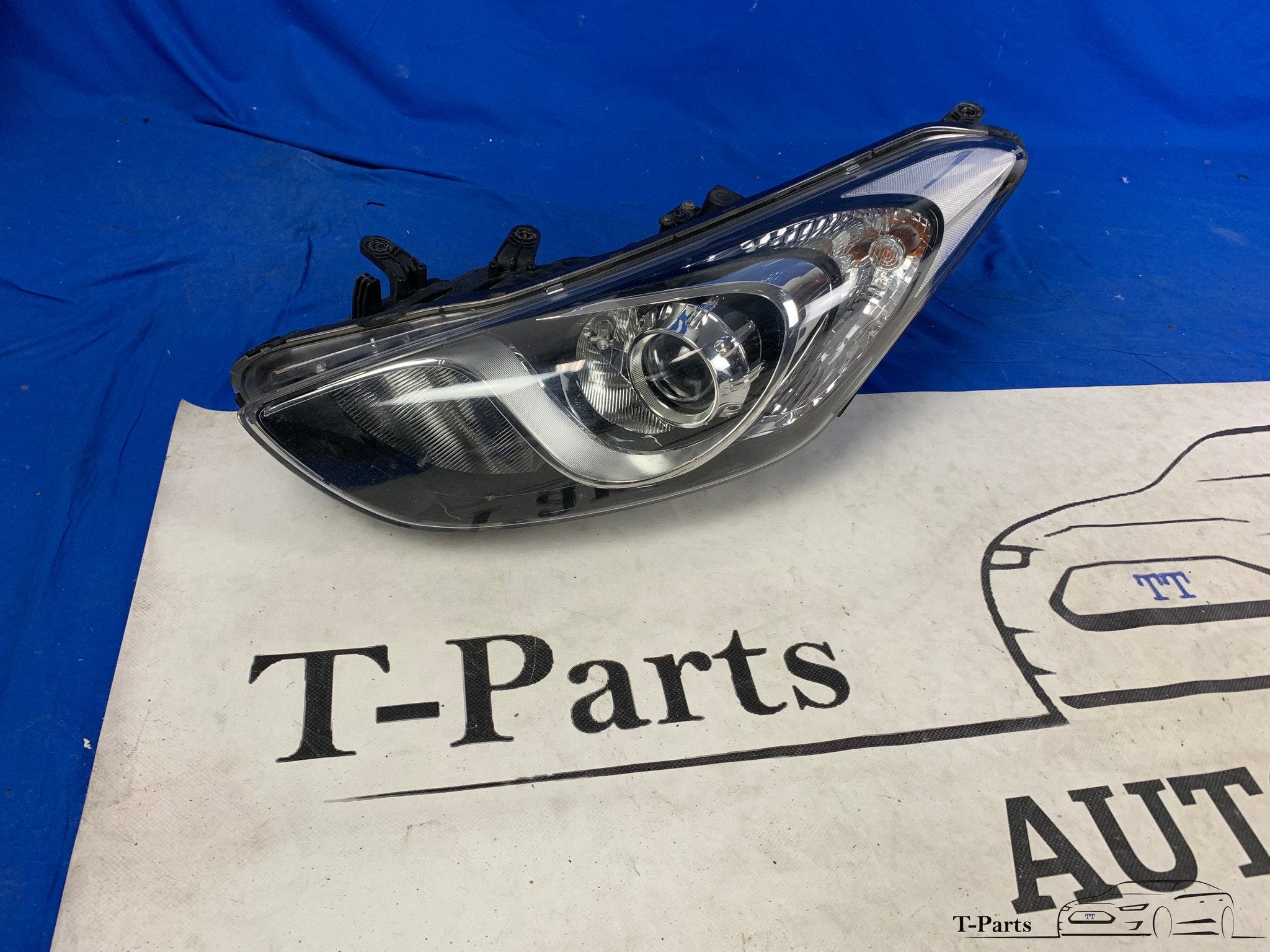 Hyundai i30 links koplamp lamp 92101a6000, Auto-onderdelen, Verlichting, Gebruikt, Heolleung-ro 12
06797  Seoul, Info@hyundai.com