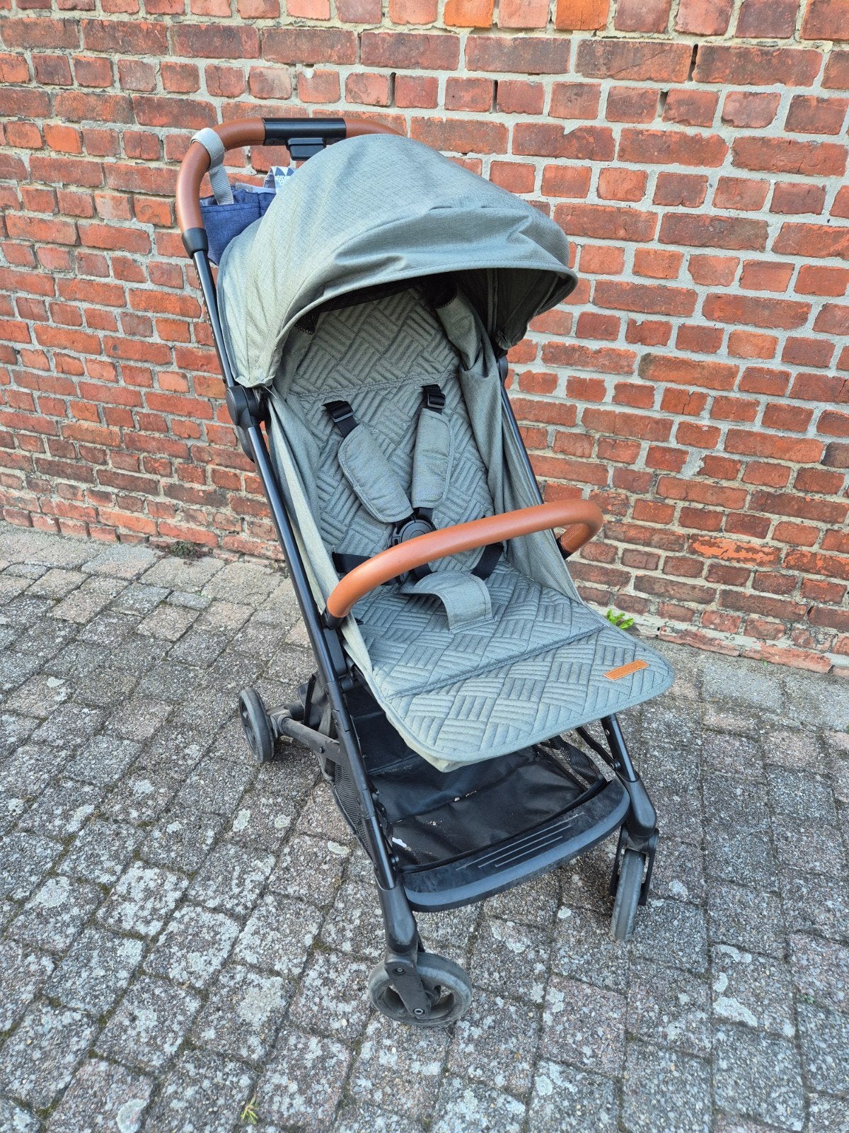 little dutch- comfort buggy, Kinderen en Baby's, Ophalen, Zo goed als nieuw, Overige merken, Verstelbare rugleuning