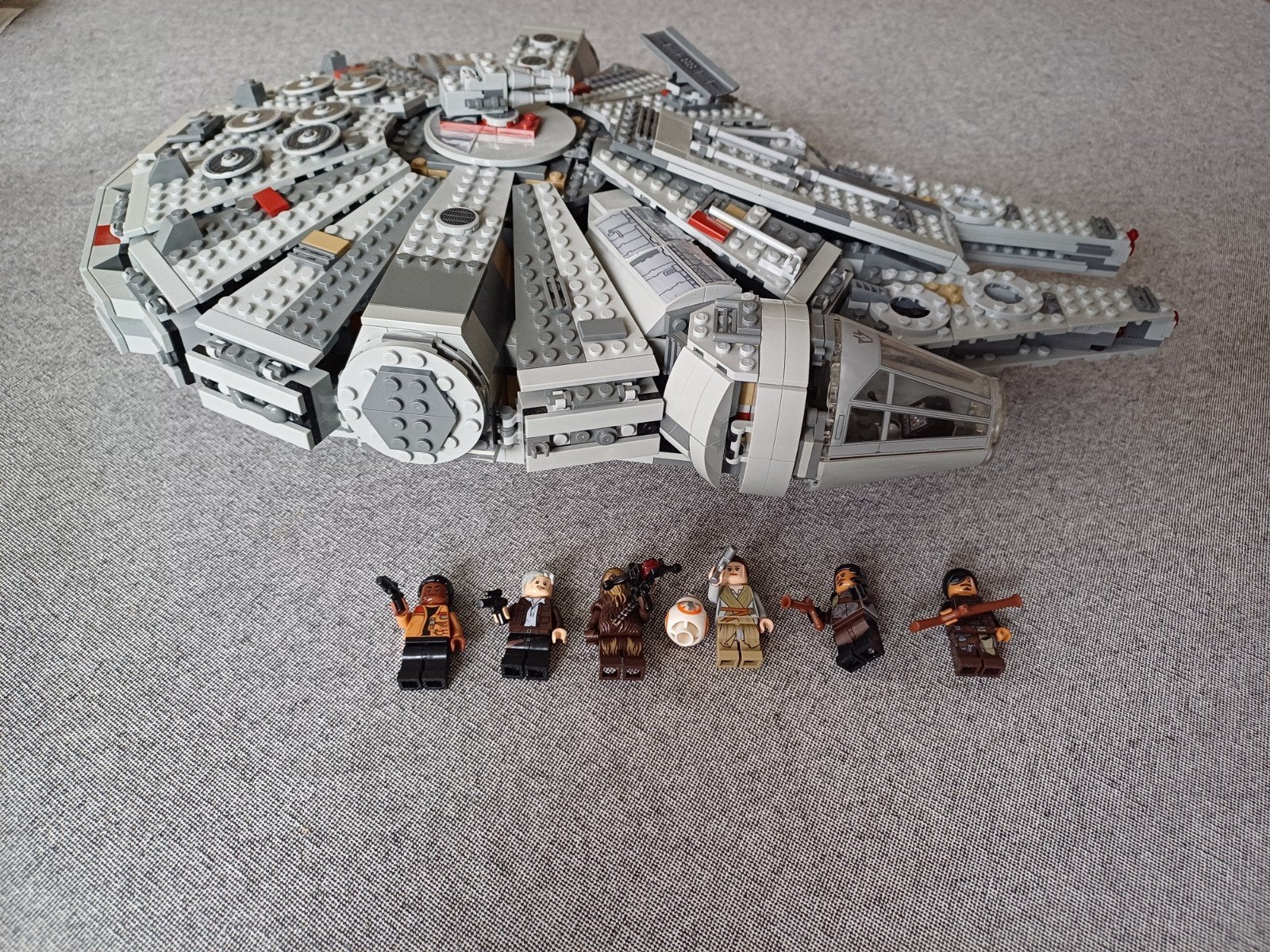 lego 75105 Millennium Falcon, Enlèvement, Lego