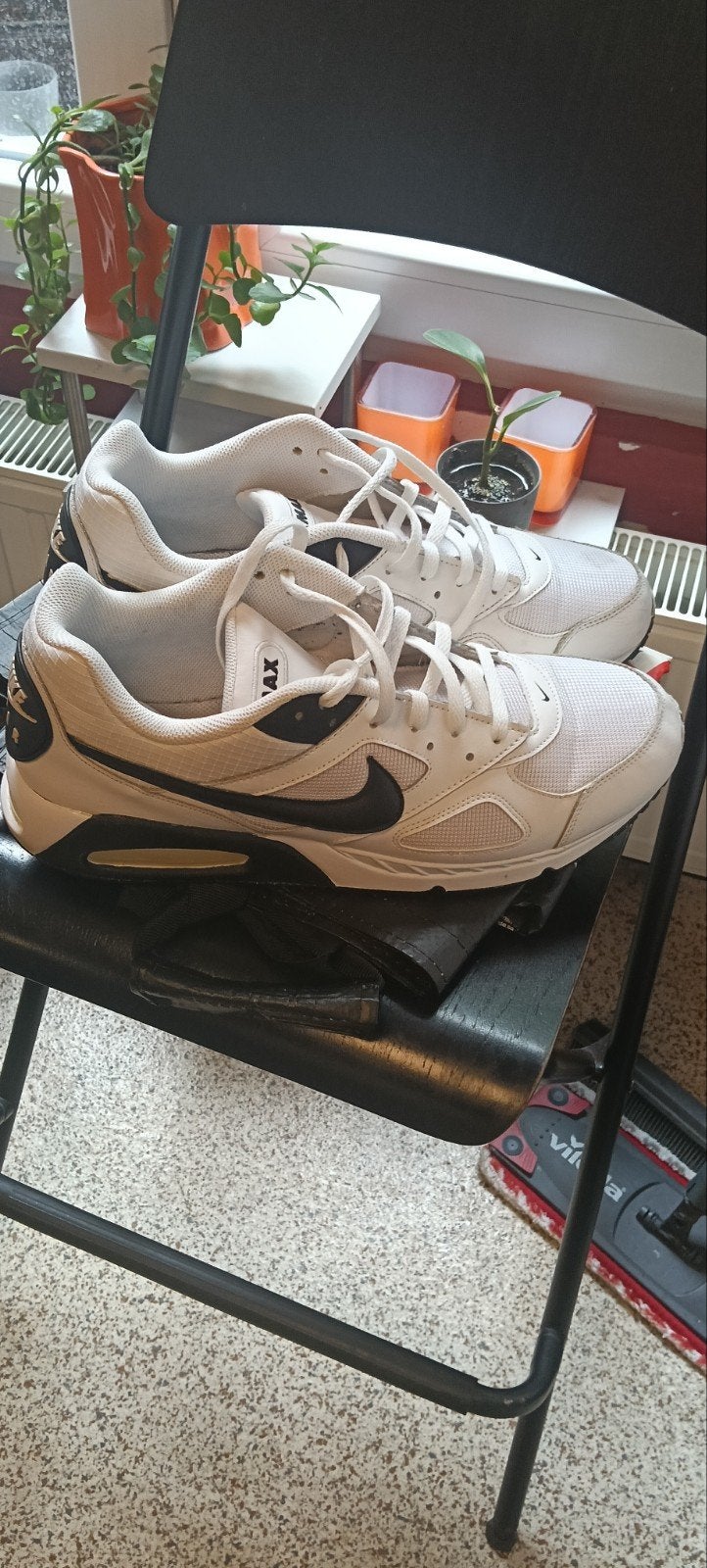 Basket Nike Airmax, Enlèvement