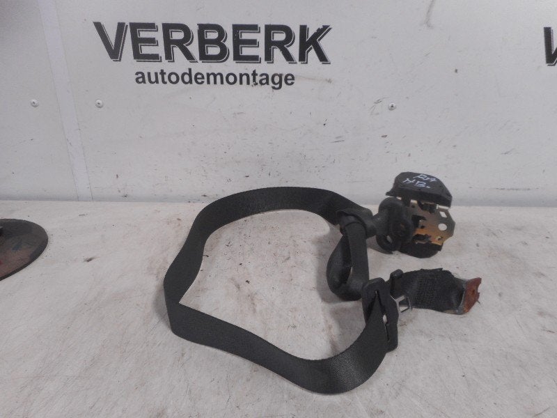 VEILIGHEIDSGORDEL RECHTS ACHTER Mondeo II (93bbf611b68ag), Gebruikt, Postoffice@zf.com, Löwentaler Straße 20
88046  Friedrichshafen, DE