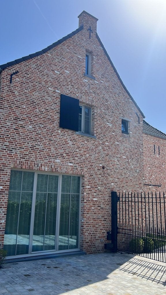 Oud Beerse Recuperatie stenen, Enlèvement, Briques