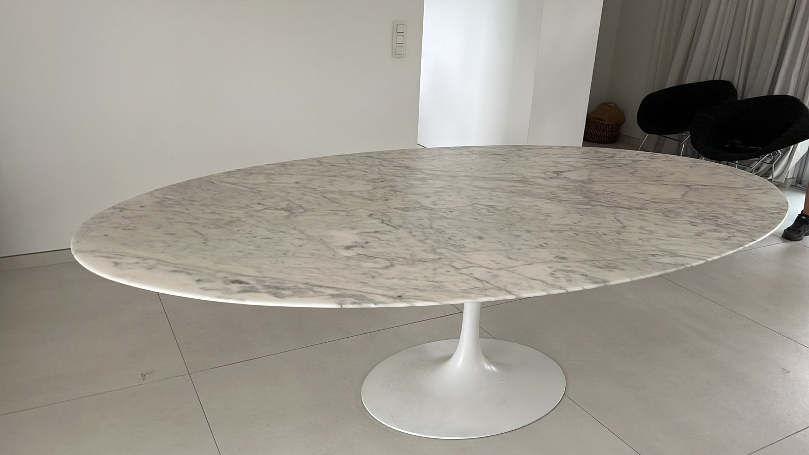 Orig. ovale Knoll Tulip (198x121) Arabescato mat (+Ronde), Huis en Inrichting, Ophalen of Verzenden, Vitra togo mah jong leolux edra cassina b&b italia artifort