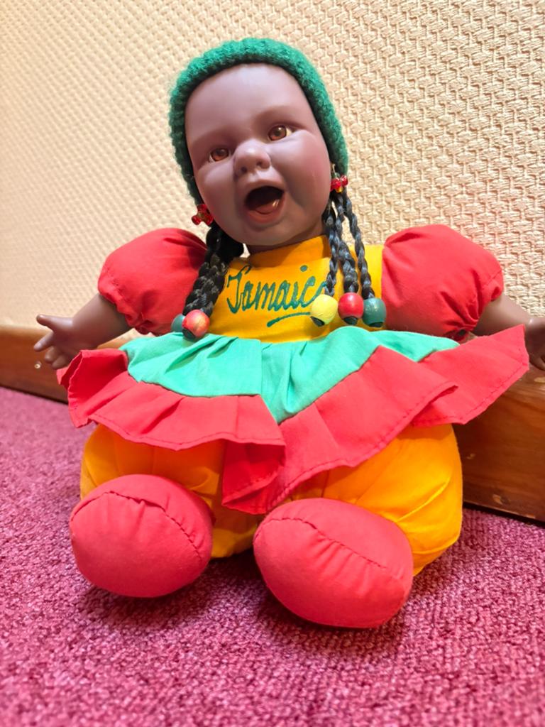 Jamaica-pop 25 cm, Ophalen of Verzenden, Zo goed als nieuw