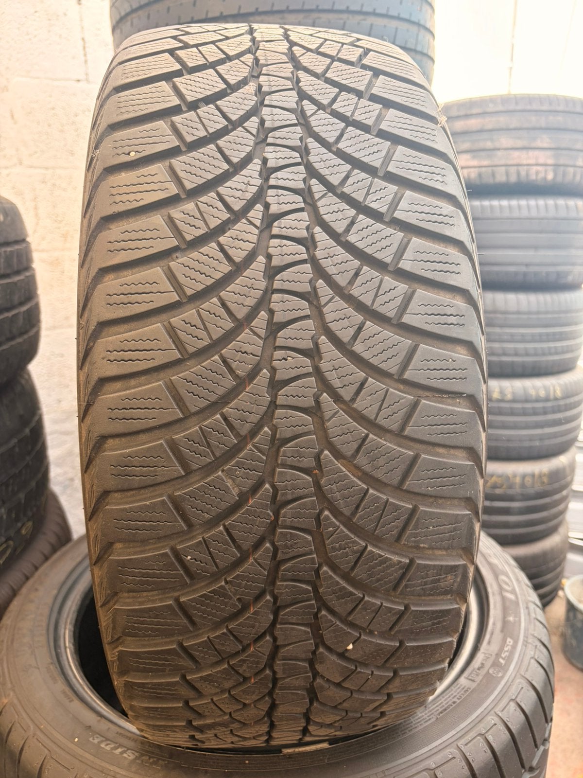 255 45r18 kumho avec montage et équilibrage, Enlèvement, Utilisé