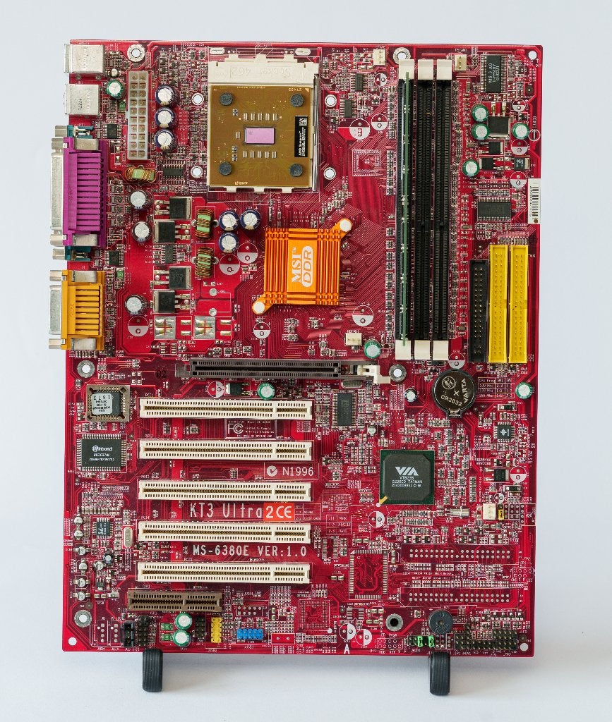 MSI KT3 Ultra2 (MS-6380E) + Sempron 2800 + booklet, Informatique & Logiciels, Cartes mères, Enlèvement ou Envoi, Reconditionné