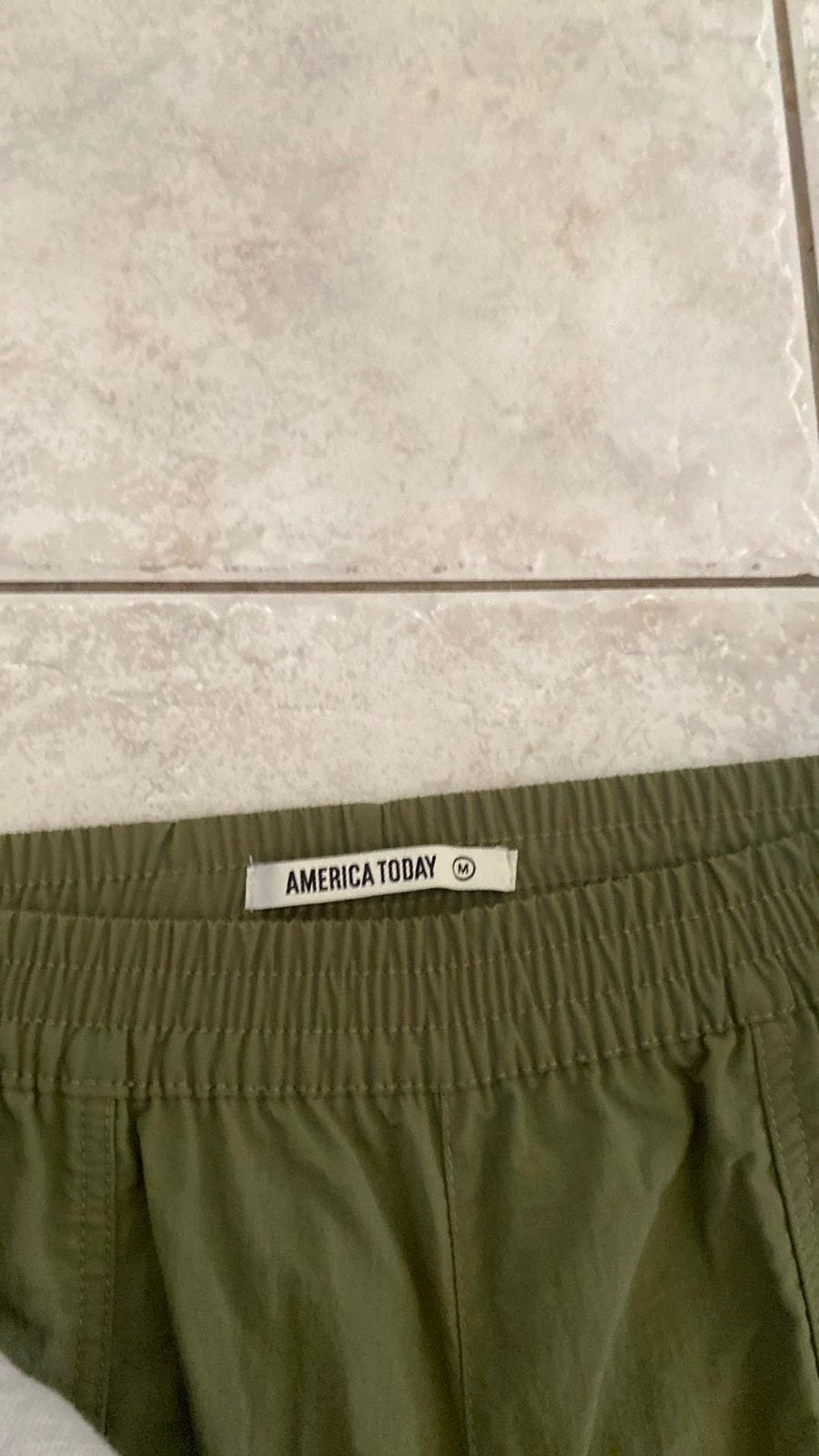 Kaki groene broek, Lang, Gedragen, Groen, Ophalen