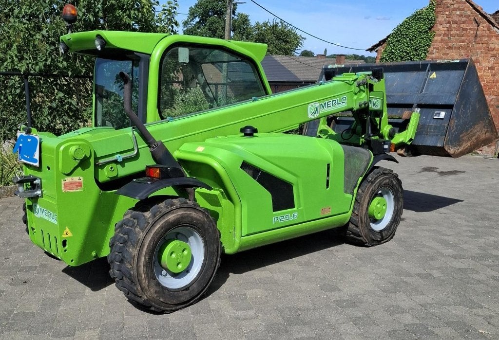 Merlo, Zakelijke goederen, Ophalen, Verreiker