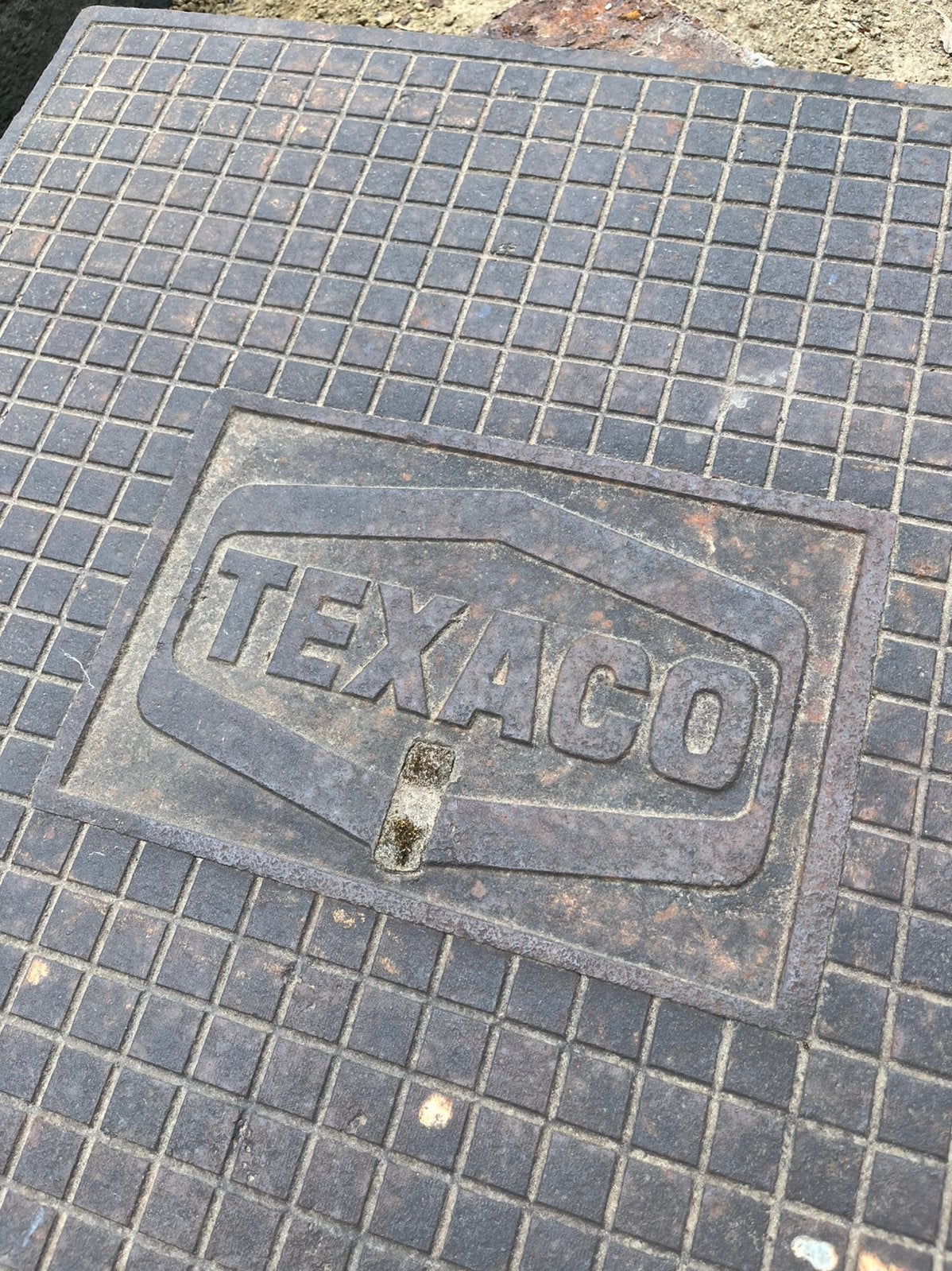 Putdeksel gietijzer origineel TEXACO 75x75, Doe-het-zelf en Bouw, Ophalen, Zo goed als nieuw
