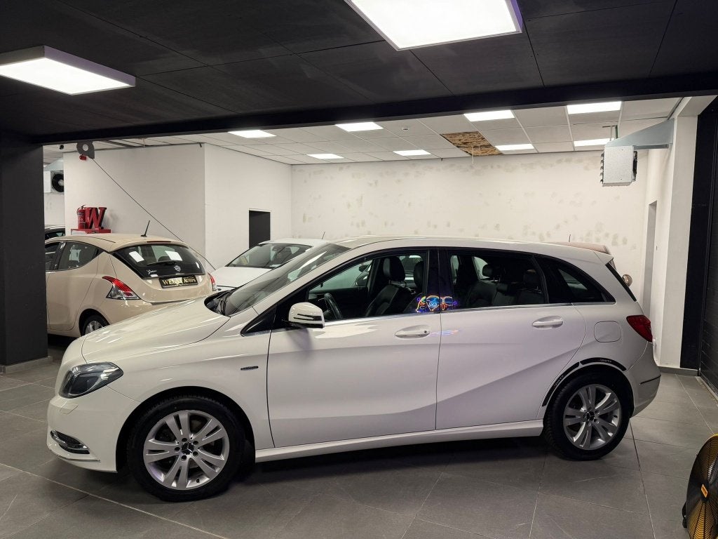MERCEDES B180 2012 BENZINE TOP STAAT, Autos, Mercedes-Benz, Euro 5, Achat, Entreprise, Boîte manuelle