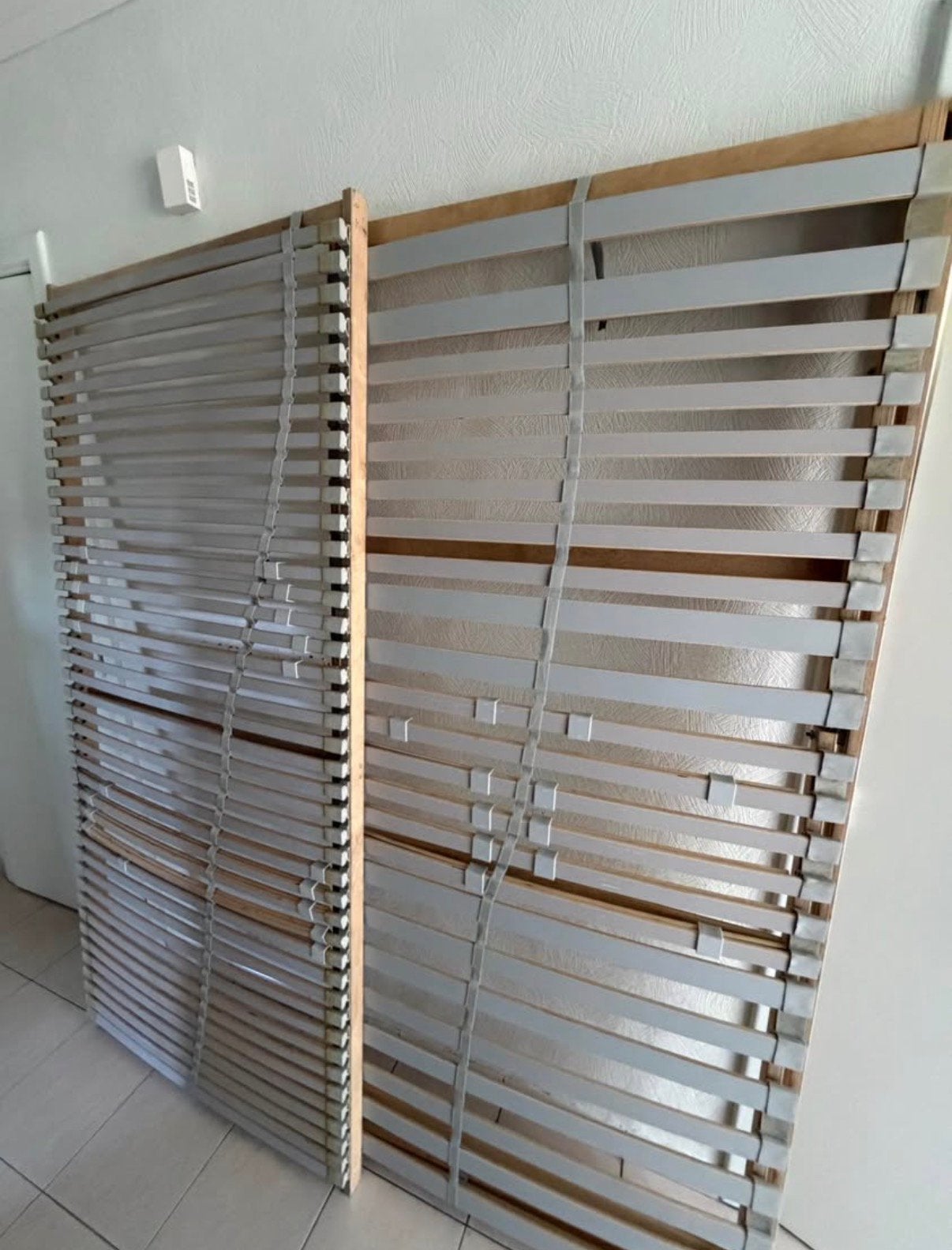 GRATIS 1-persoonsmatras en 2 lattenbodems, Maison & Meubles, Chambre à coucher | Matelas & Sommiers, 90 cm, Une personne, Enlèvement