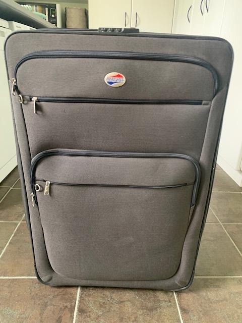 American Tourister grote reiskoffer, Handtassen en Accessoires, Ophalen, Minder dan 40 cm, Zo goed als nieuw, 75 cm of meer