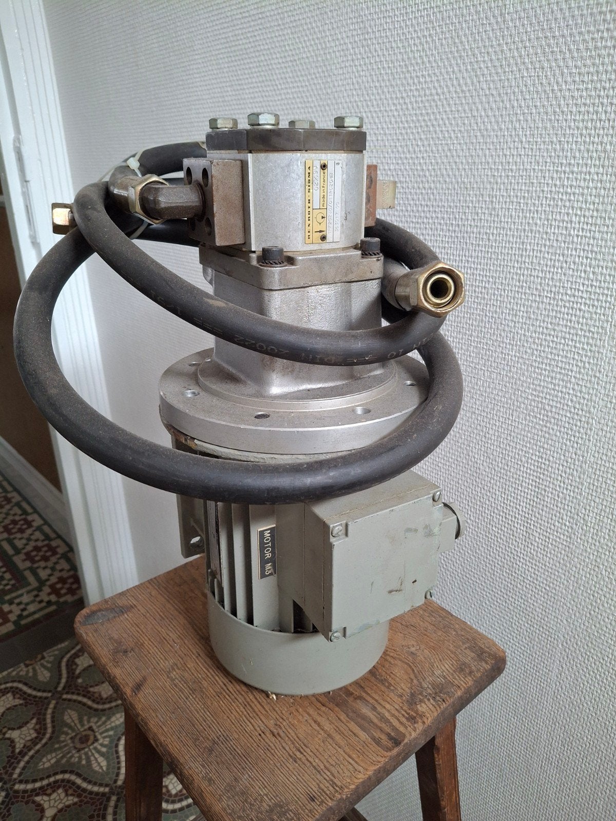 hydraulische pomp met motor, Doe-het-zelf en Bouw, Ophalen, Zo goed als nieuw