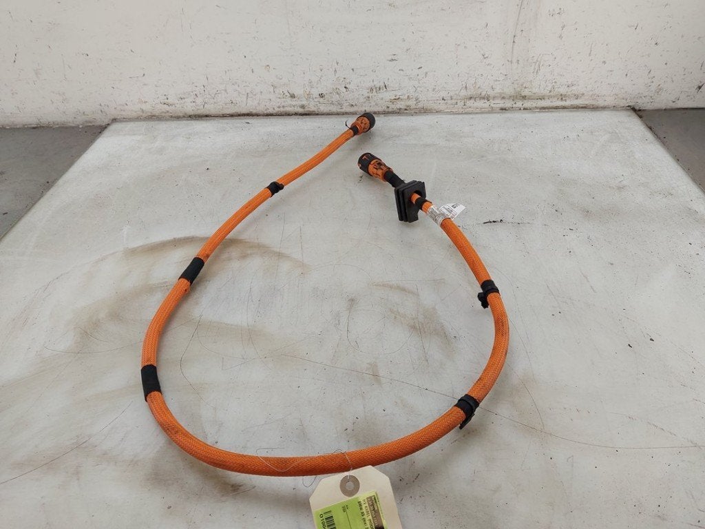 CÂBLE HT (HAUTE TENSION) BMW X5 (G05) (01-2018/03-2023), Utilisé, BMW, Petuelring 130
80809  München, DE, Bayerische Motoren Werke AG