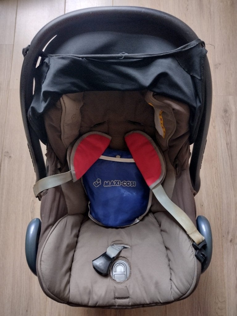 Maxi-Cosi CabrioFix autostoeltje (inc. verkleiner), Kinderen en Baby's, Ophalen, Gebruikt, Maxi-Cosi