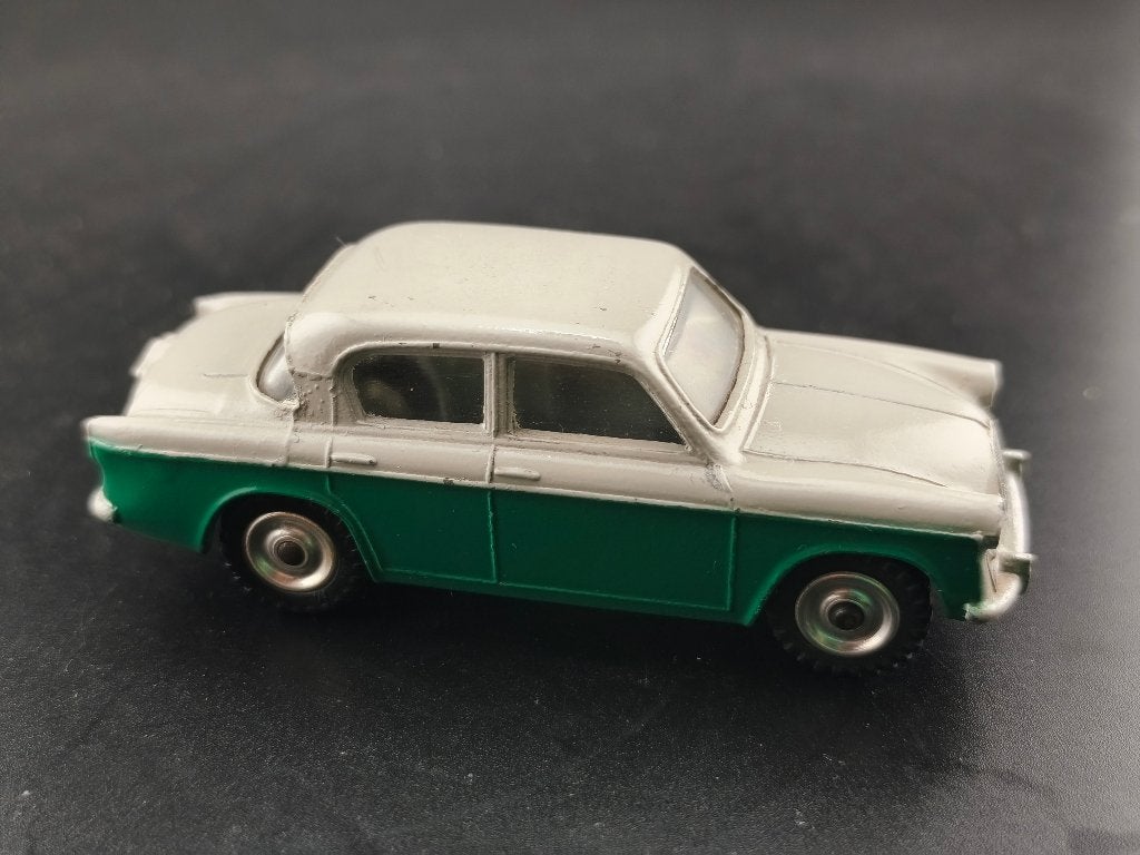 DINKY TOYS UK SINGER GAZELLE REF 168. REF, Ophalen of Verzenden, Zo goed als nieuw, Auto, Dinky Toys