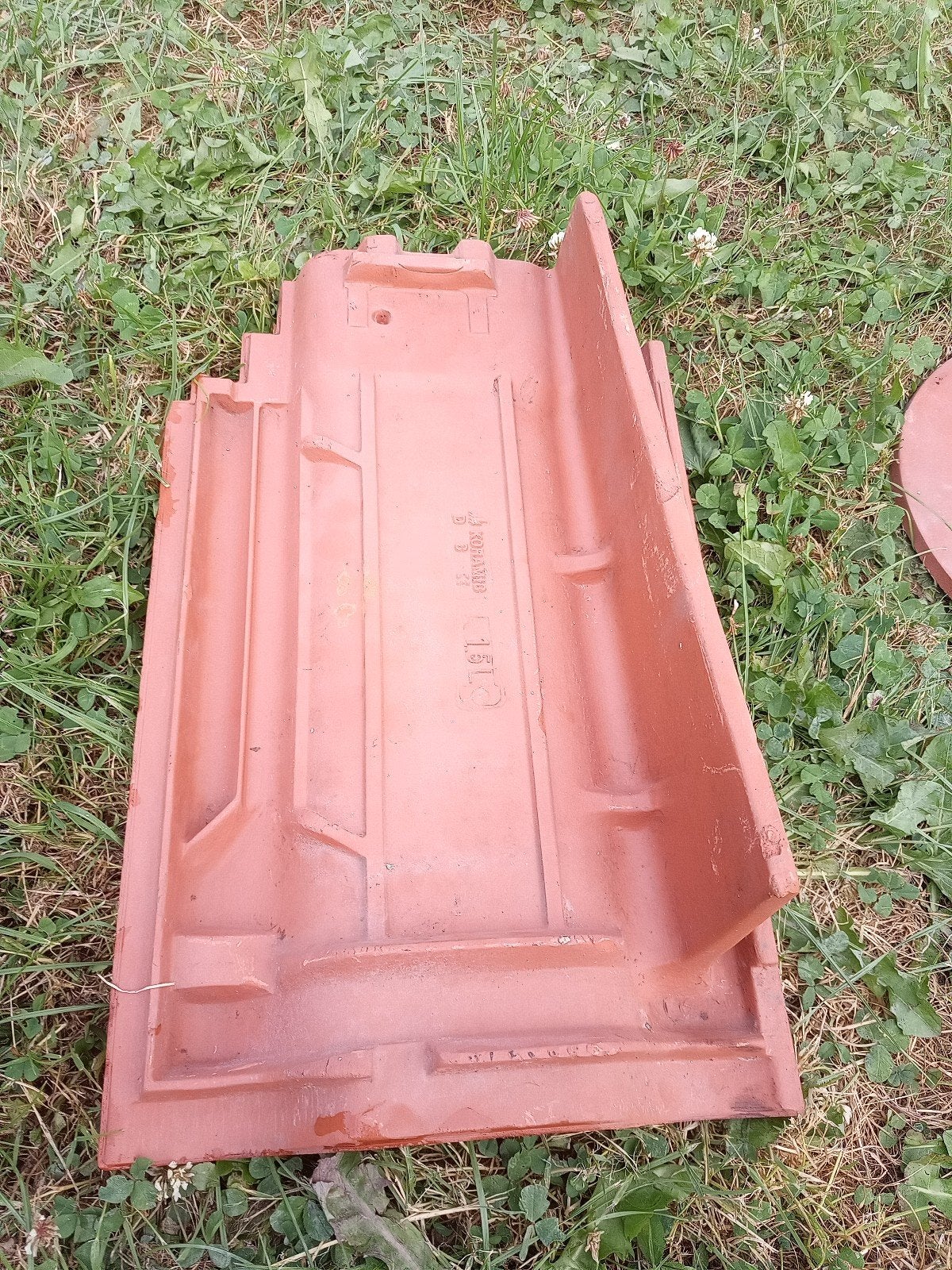 tuile de rive a double bourrelet et faitiere, Bricolage & Construction, Tuiles