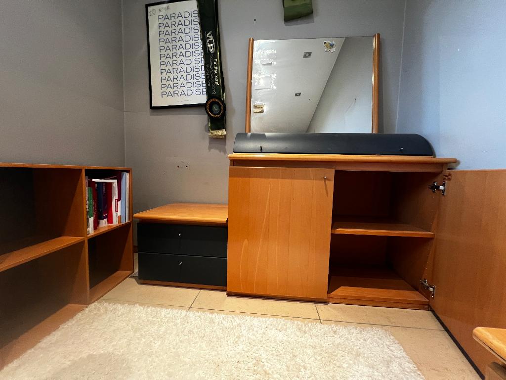 Kastenset, Ophalen, Gebruikt, Met lade(s)