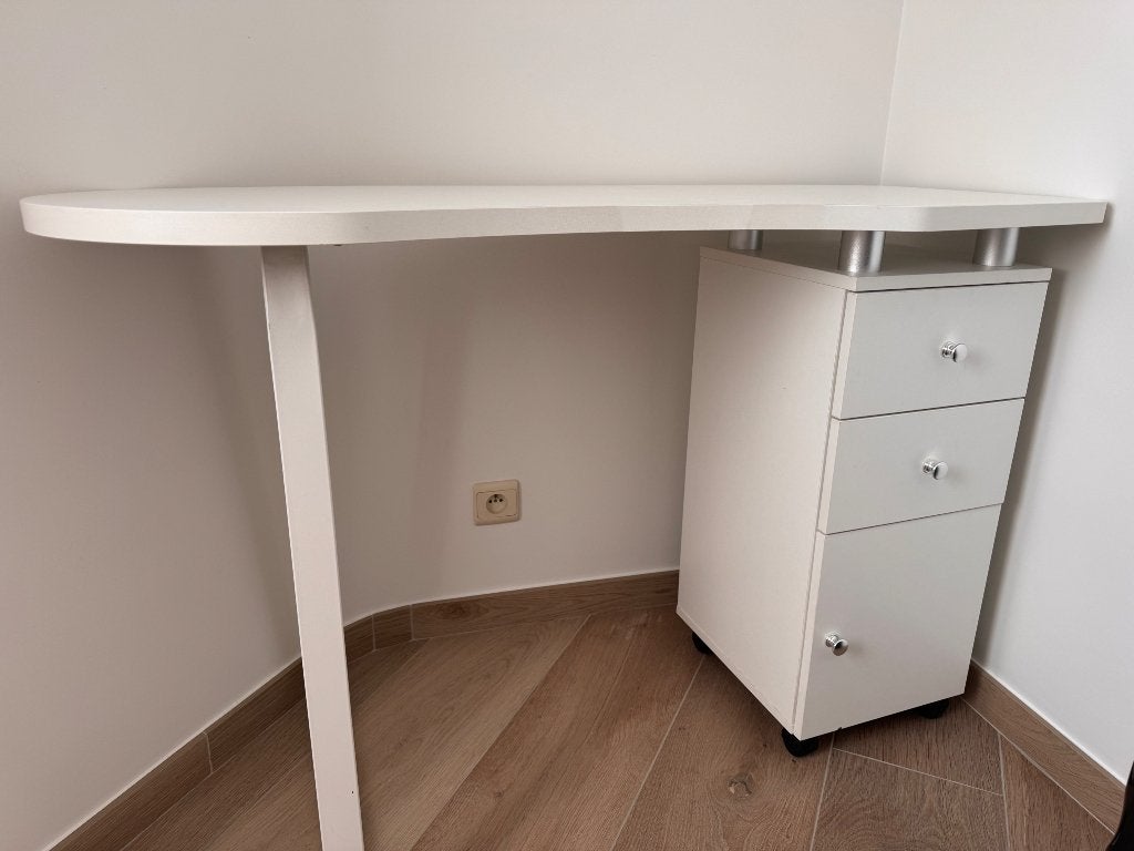Table de manucure, Enlèvement, Comme neuf, Soin des mains et des pieds