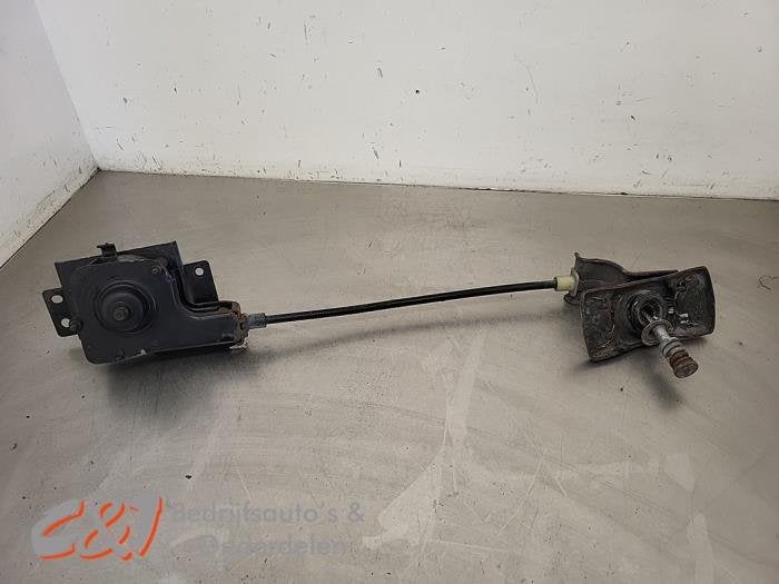 Ophangmechaniek reservewiel van een Mercedes Sprinter, Gebruikt, -, Ophalen of Verzenden, -