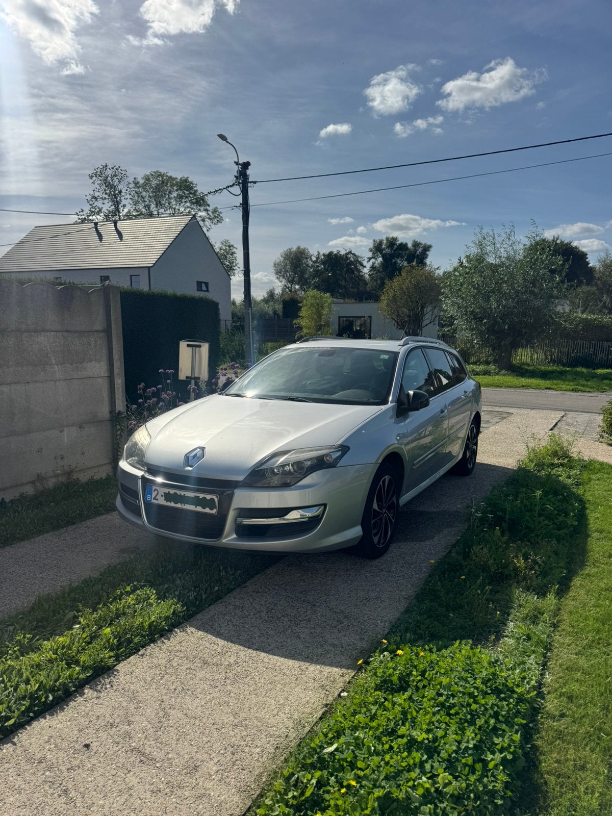Renault Laguna 1.5dci Euro 5b, Autos, Achat, Boîte manuelle, Noir, 5 portes