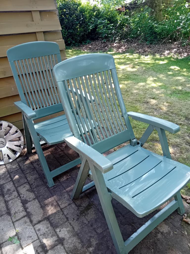 2 tuinstoelen, Enlèvement