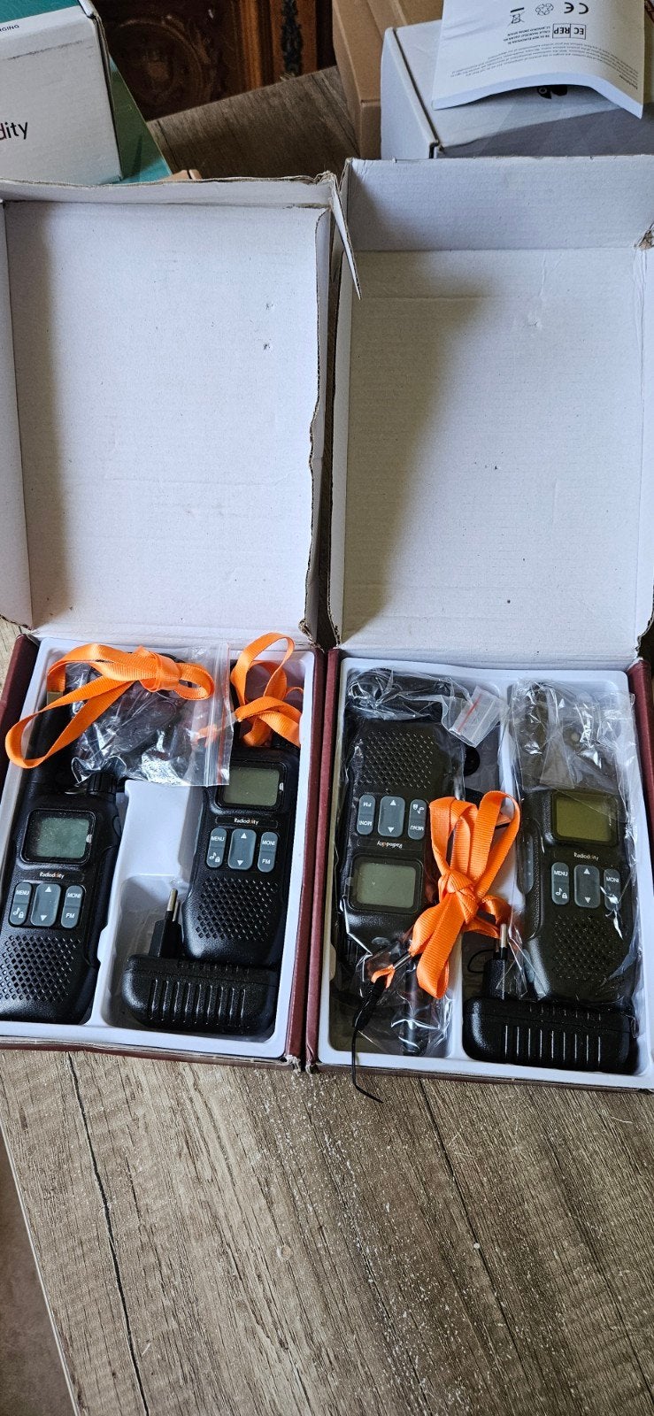 Walkie-Talkie à vendre 35€/pièce, Télécoms, Talkies-walkies & Walkies-talkies, Enlèvement