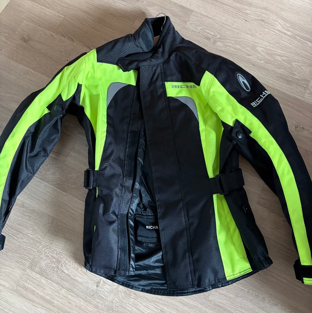 motor jas voor kinderen maat 140, Ophalen, Jas | textiel, Kinderen, Nieuw zonder kaartje