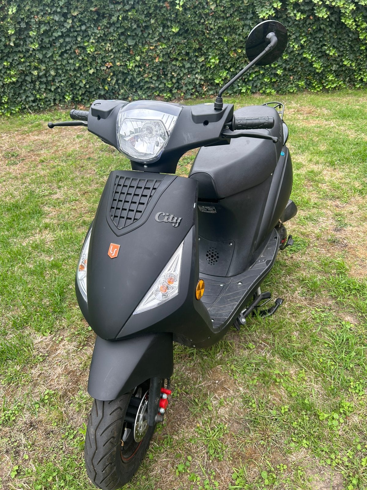 A klasse scooter te koop, Autres marques, Comme neuf, Enlèvement, Essence