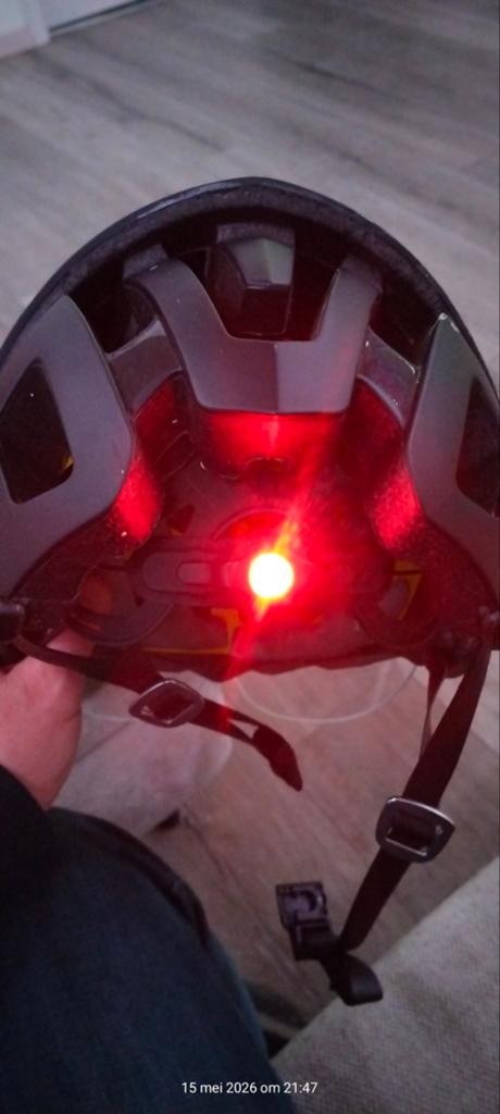 Fietshelm laser met LED-licht, Ophalen