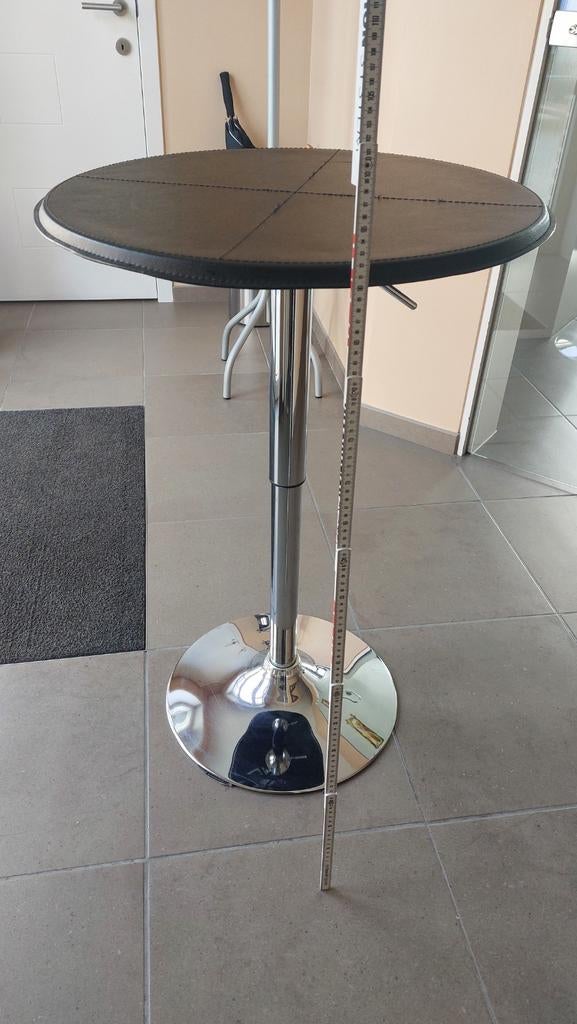 Bijzet (bistro tafel), Ophalen