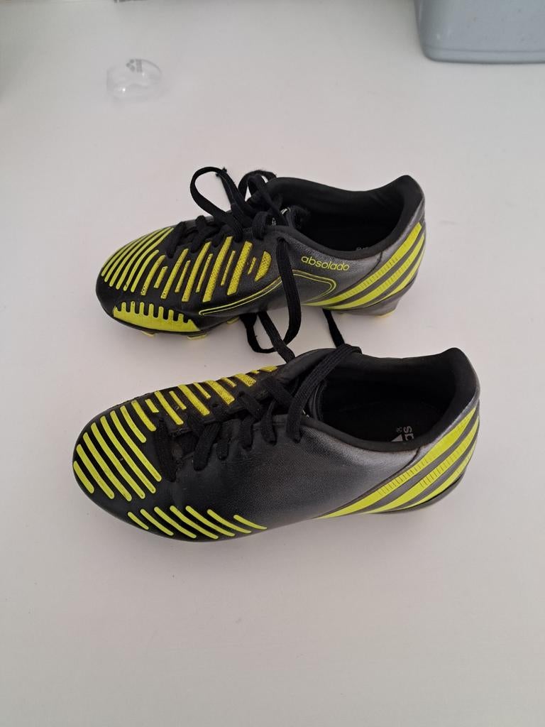 Voetbalschoenen Adidas predator maat 30, Ophalen