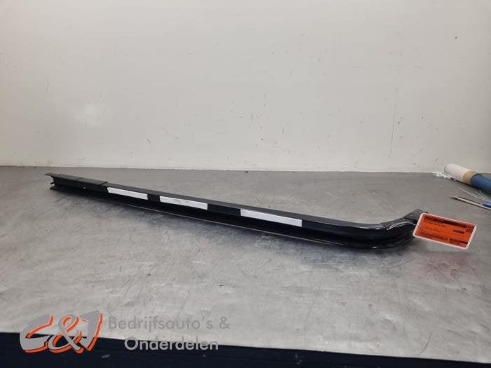 Rail porte coulissante droite d'un Ford Transit Custom, -, 3 mois de garantie, -, -