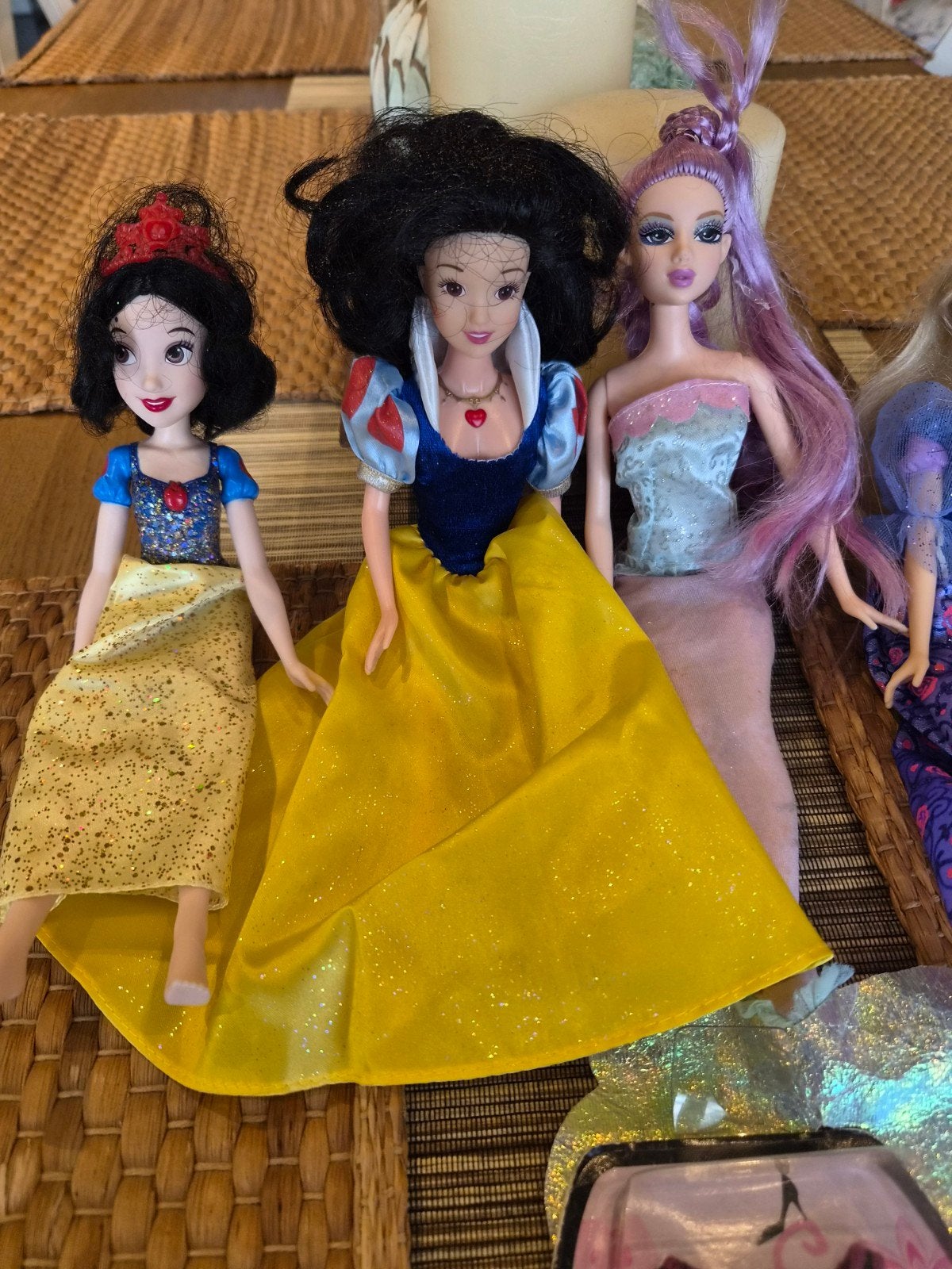 5 barbie's met extra set kleren, Kinderen en Baby's, Ophalen, Gebruikt, Barbie