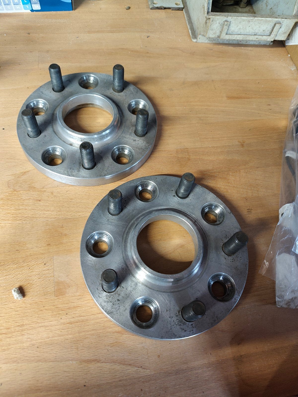 Elargisseur de voie 17mm porsche, Enlèvement, Porsche