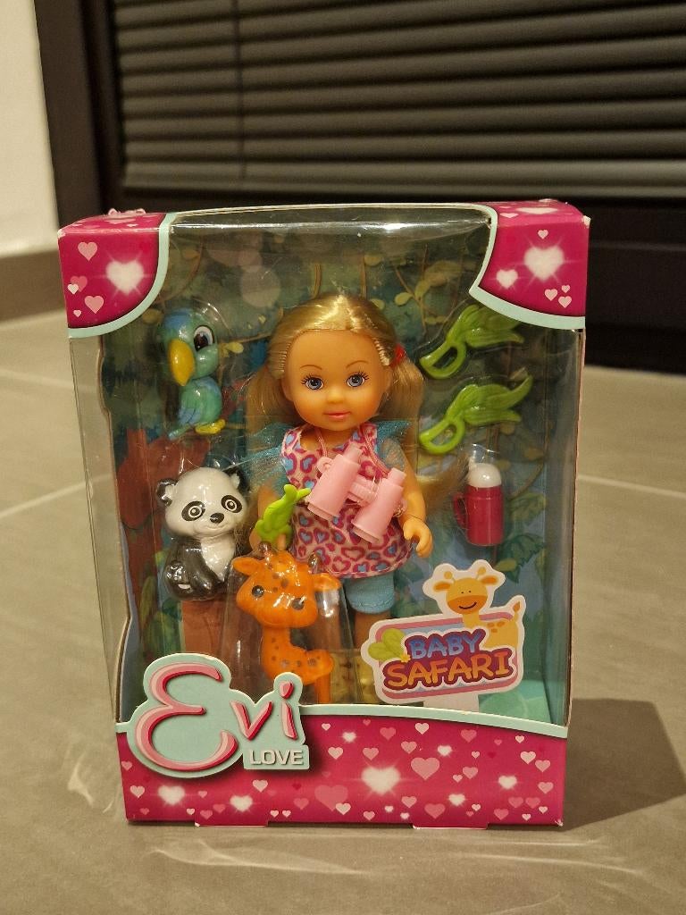 Set popjes Evi love - stapelbed en baby safari, Ophalen of Verzenden, Nieuw, Barbie