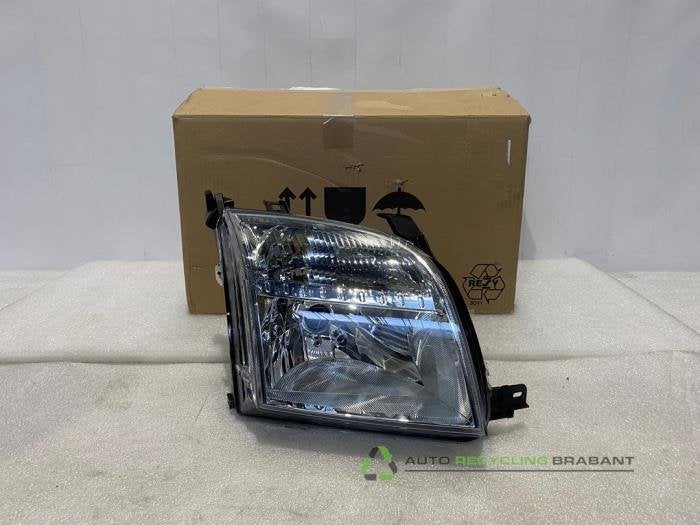 Phare droit d'un Ford Fusion, -, 3 mois de garantie, -, -