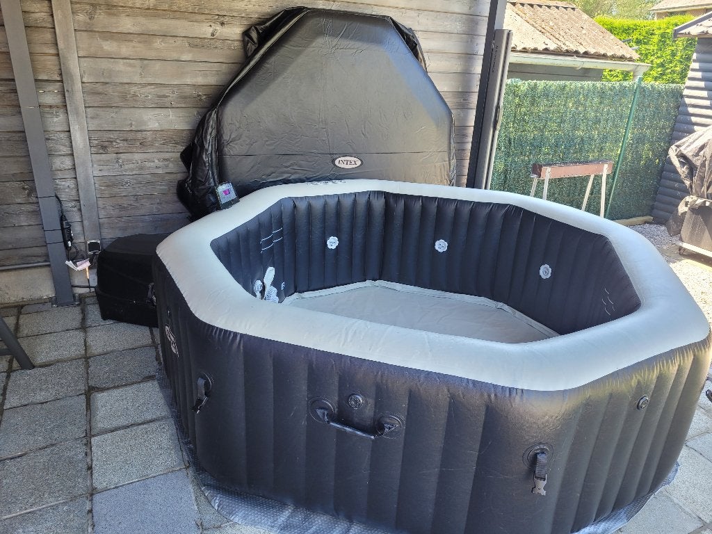Jaccuzi intex carbone (6 personnes), Enlèvement, Comme neuf, Gonflable