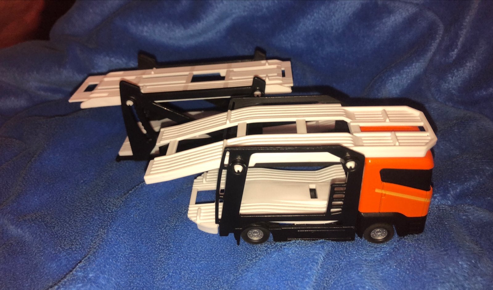 Transporter Teamstertz speelgoed 27cm, Zo goed als nieuw
