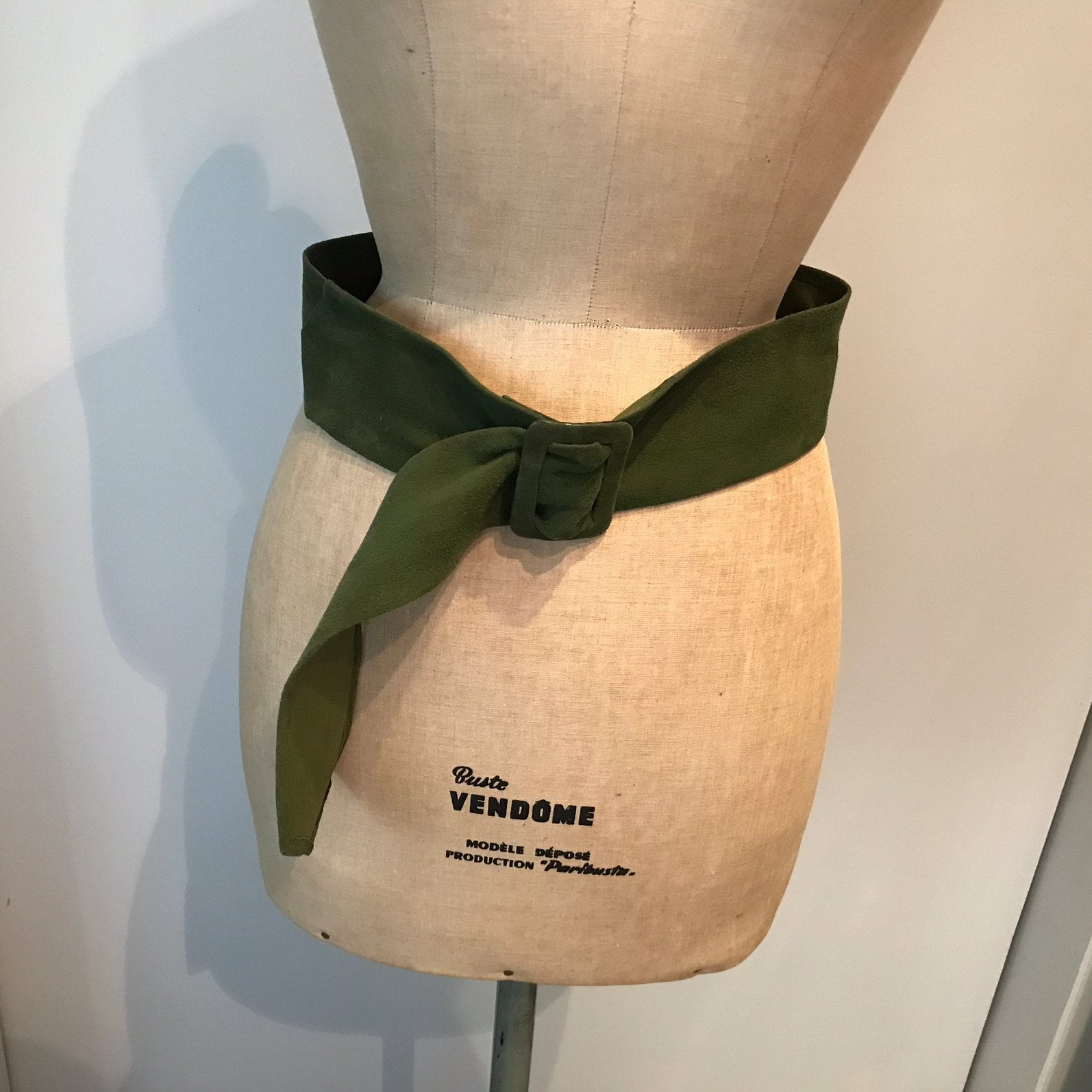 Groene ceintuur daim, Overige kleuren, 5 cm of meer, Echt leder, 90 tot 100 cm