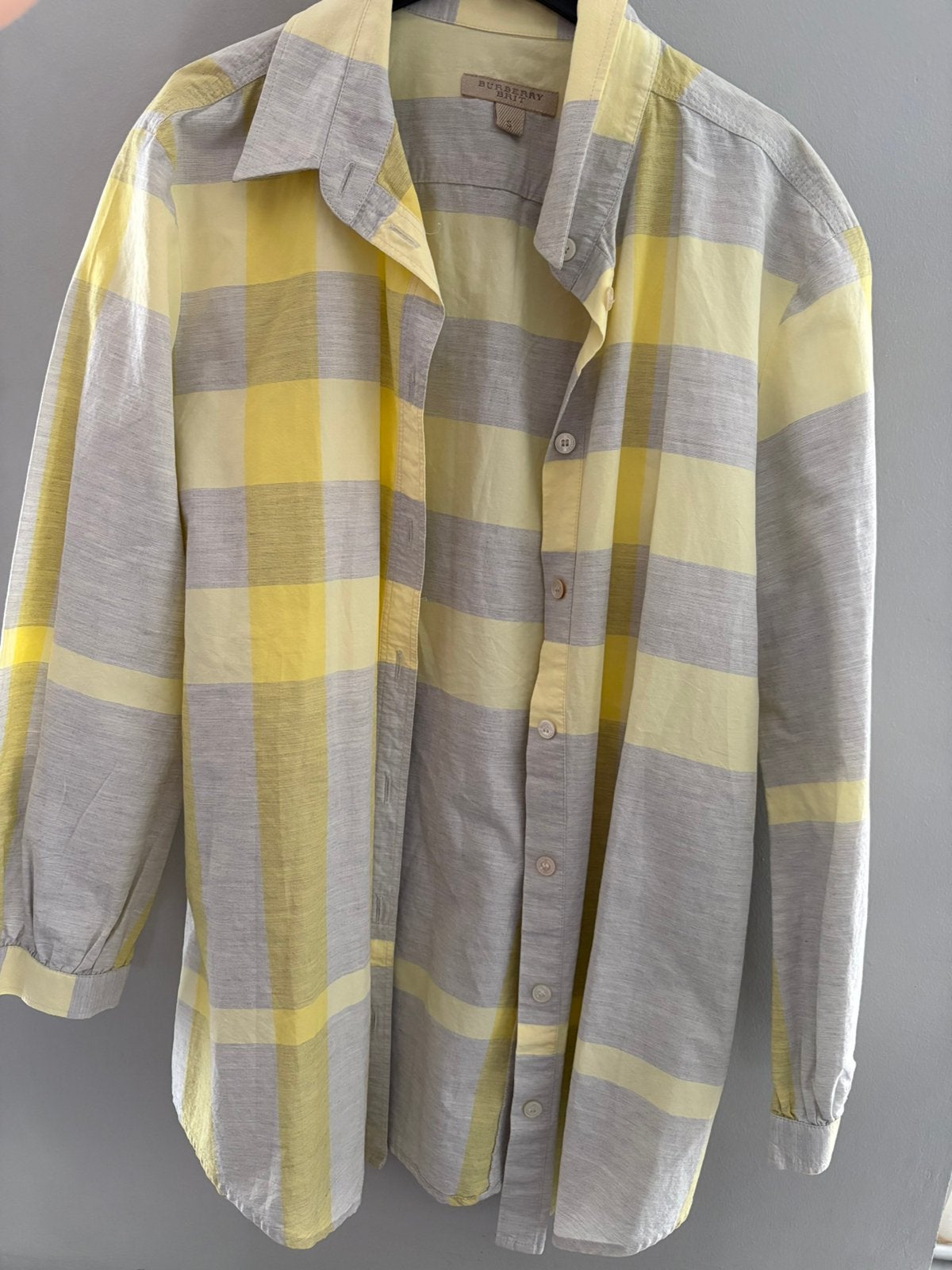 Chemise Burberry, Envoi, Porté