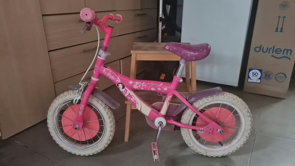 vélo fille princesse 14 pouces, Vélos & Vélomoteurs, Frein à rétropédalage, Enlèvement, Utilisé, 14 pouces ou moins